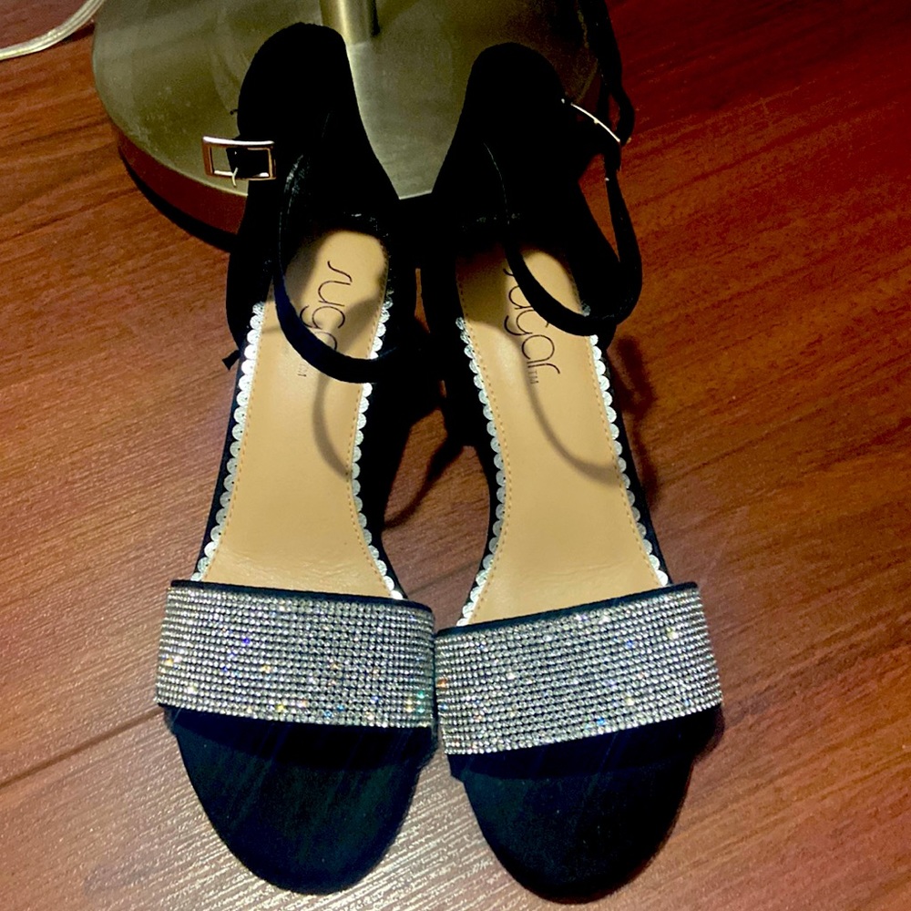Women's Noelle Block Heel Sandals *Brand New*